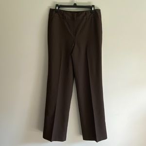 Larry Levine Women’s Polyester Blend Brown Dress Pants Size 8 Zipper Pockets